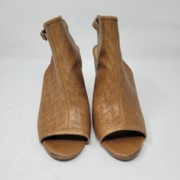 Lucky Brand | Risza Perforated Wedge Peep Toe Leather Sandals Tan Brown - Picture 3 of 13